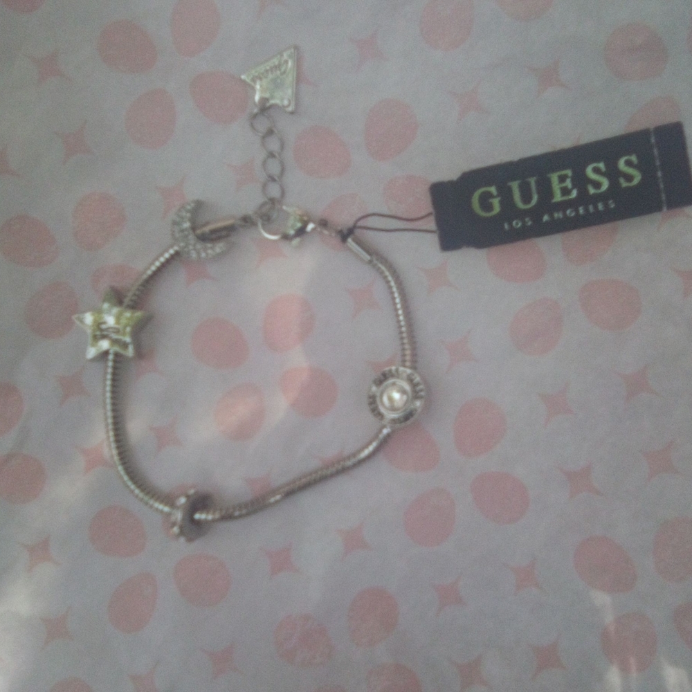 Women's bracelet